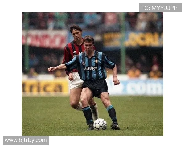 21世纪足坛风云人物评选:30大球星及其传奇足迹解析