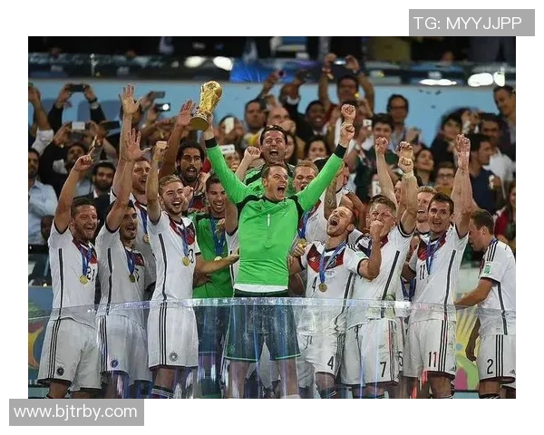 以足球95号球星为核心探秘绿茵传奇背后的奋斗与荣耀之路